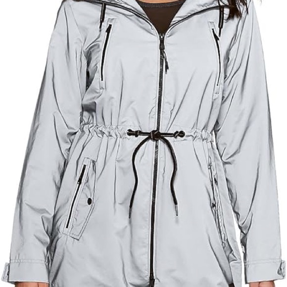 Calvin Klein
Performance Reflective Hooded Rain Jacket - Picture 1 of 14